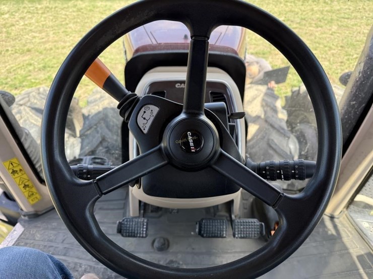 2023-case-ih-380-image-19