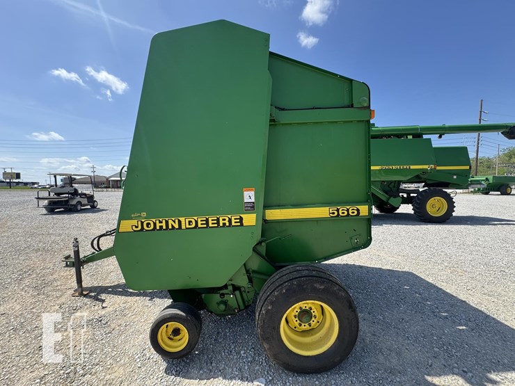 1998-john-deere-566-image-12