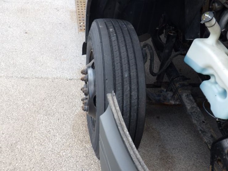 2017-international-prostar-image-19