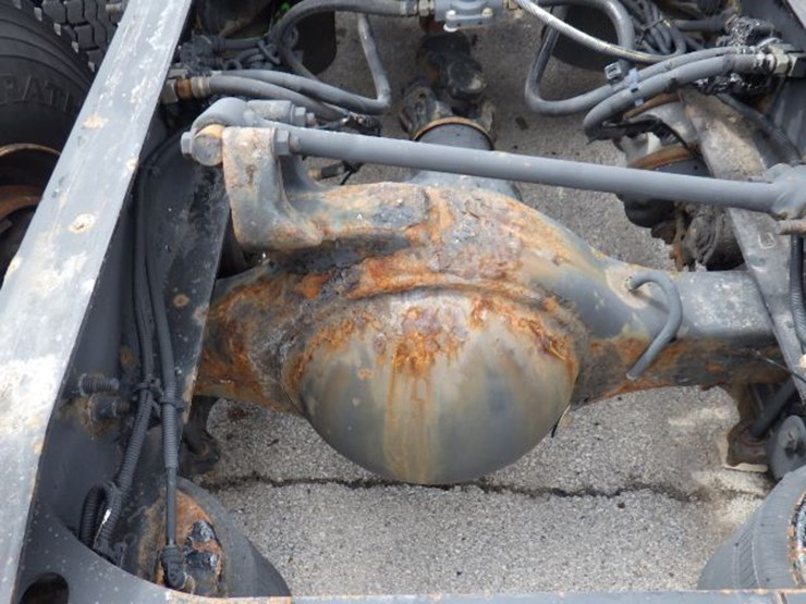 2016-international-8600-image-10