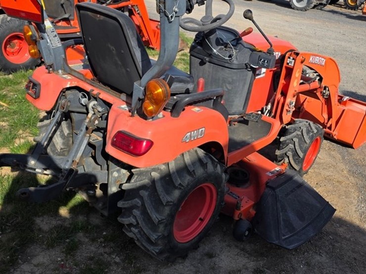 2014-kubota-bx1870-image-13