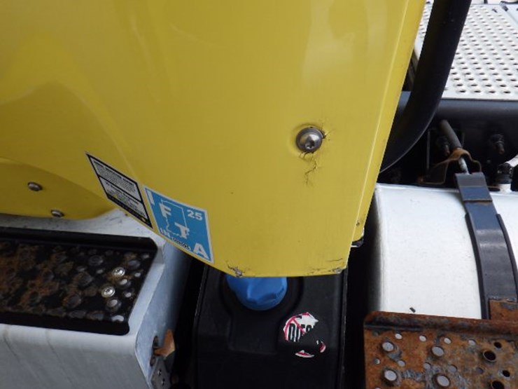 2016-international-8600-image-16