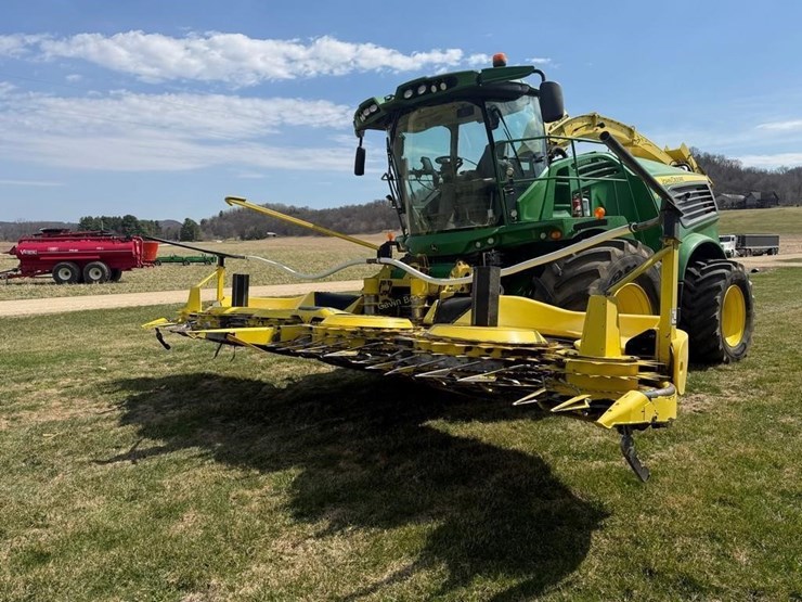 john-deere-770-image-2