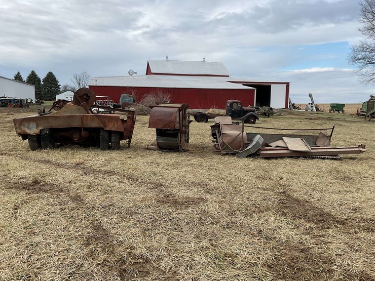 gleaner-fordson-mounted-combine-image-5