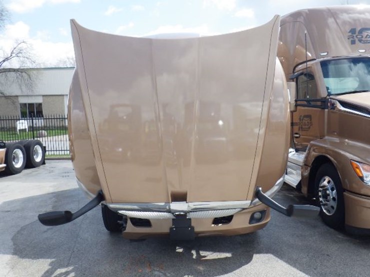 2022-kenworth-t680-image-27