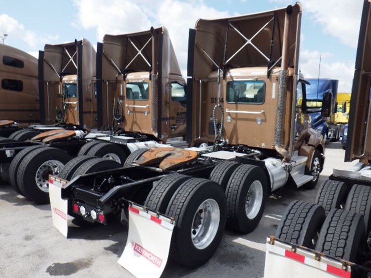 2022-kenworth-t680-image-9