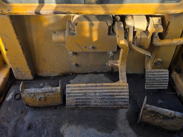 1997-caterpillar-d4h-image-74