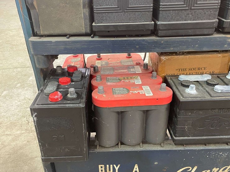 ford-battery-display-rack-image-14