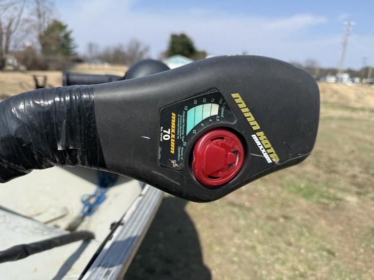 2004-alumacraft-v14-boat-image-11