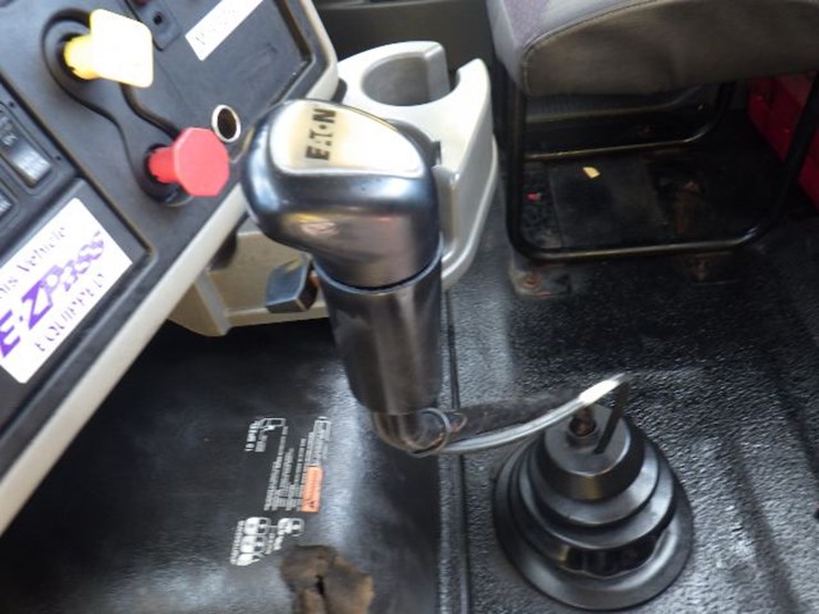 2016-international-8600-image-14