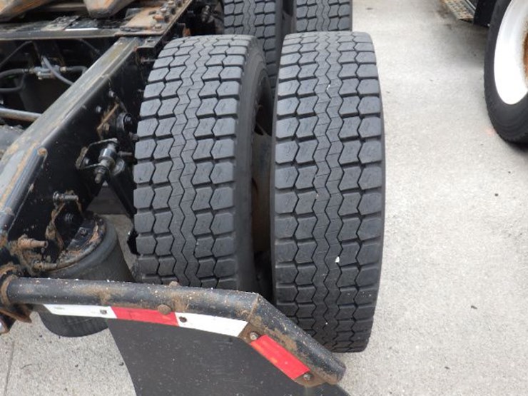 2016-international-8600-image-8