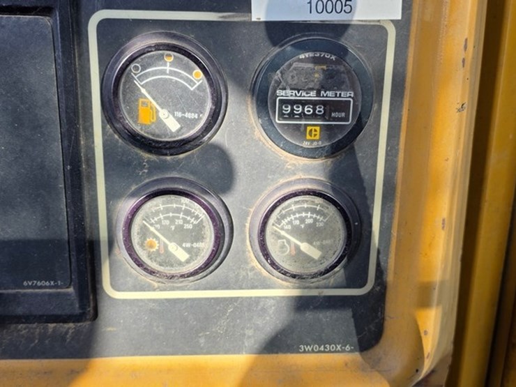 1997-caterpillar-d4h-image-81