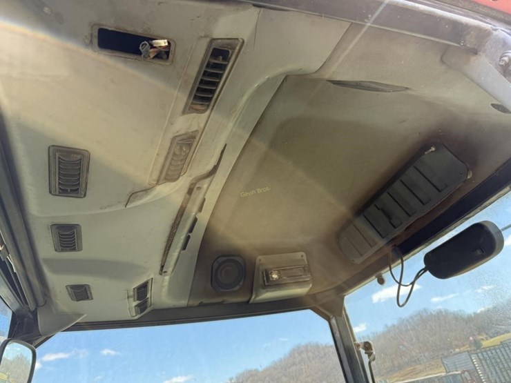 case-ih-mx120-image-18