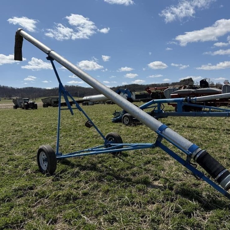 8" Manure Fill Stand