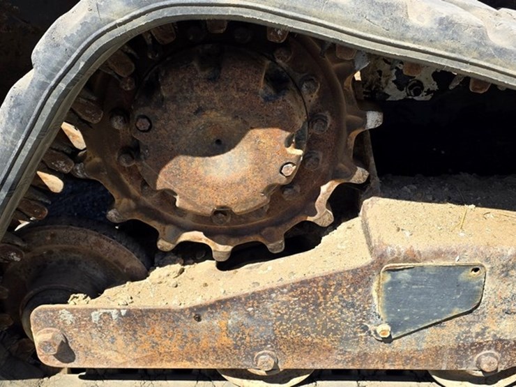 2015-bobcat-t450-image-15