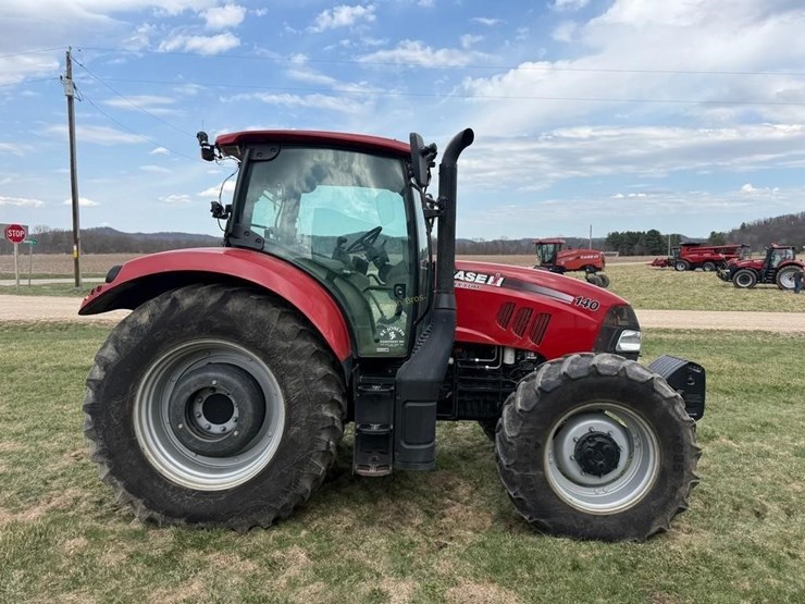 2014-case-ih-mx140-mfwd-tractor-image-7
