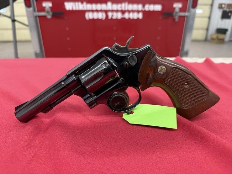 smith-&-wesson-.38-special-revolver-image-1