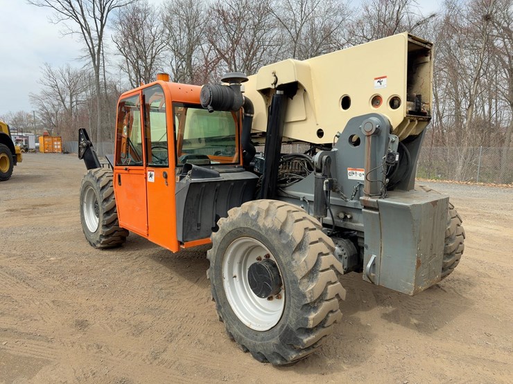 2006-jlg-g10-55a-image-3