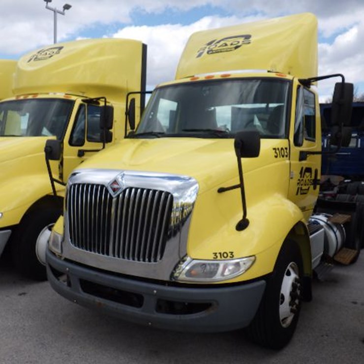 2016 INTERNATIONAL 8600