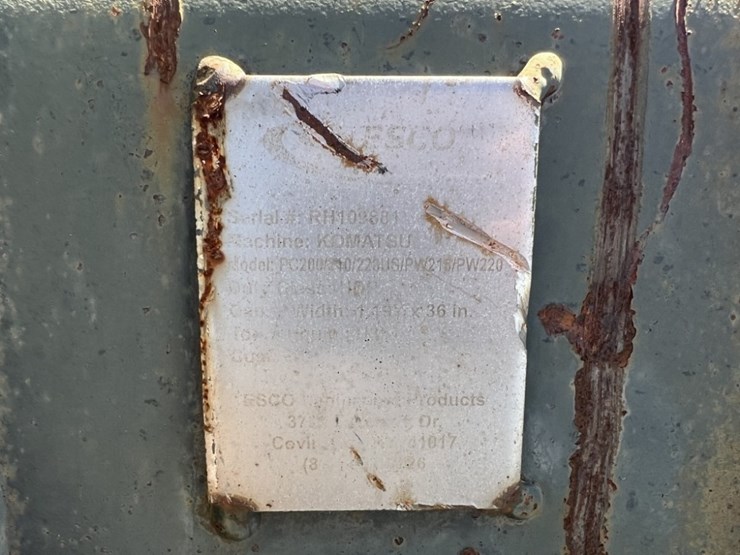 komatsu-pc210-image-6