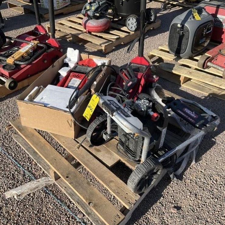 PALLET OF FLOOR JACKS & PRESSURE WASHER
