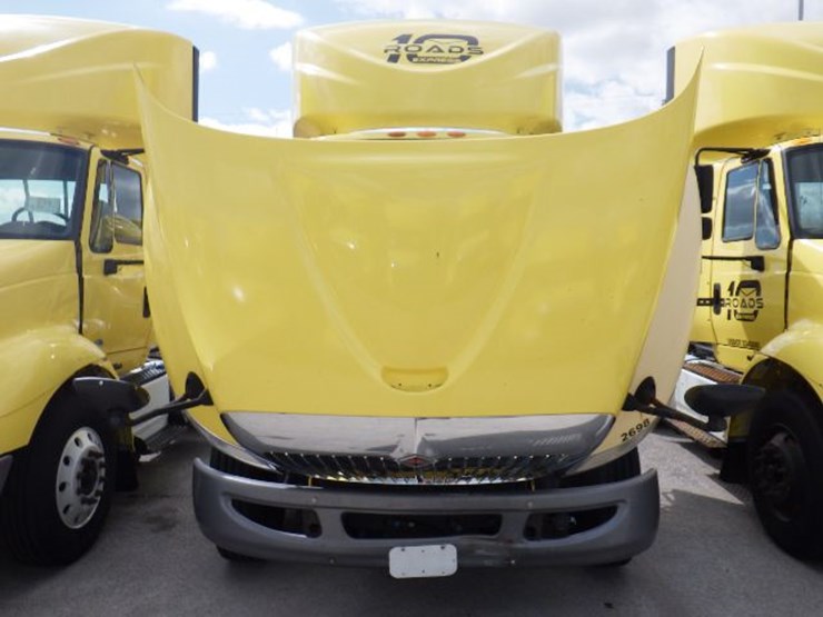 2016-international-8600-image-19