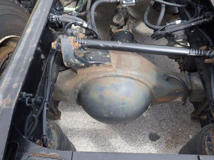 2016-international-8600-image-9