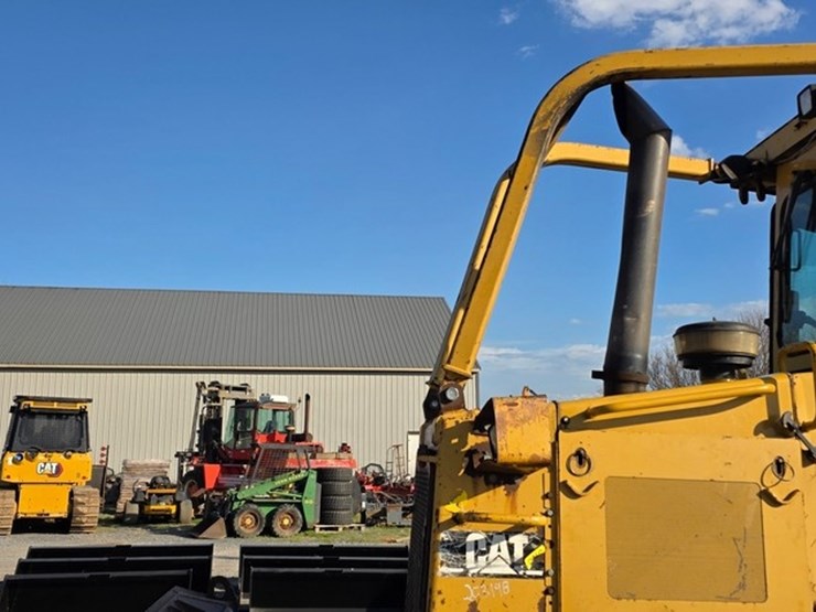 1997-caterpillar-d4h-image-10