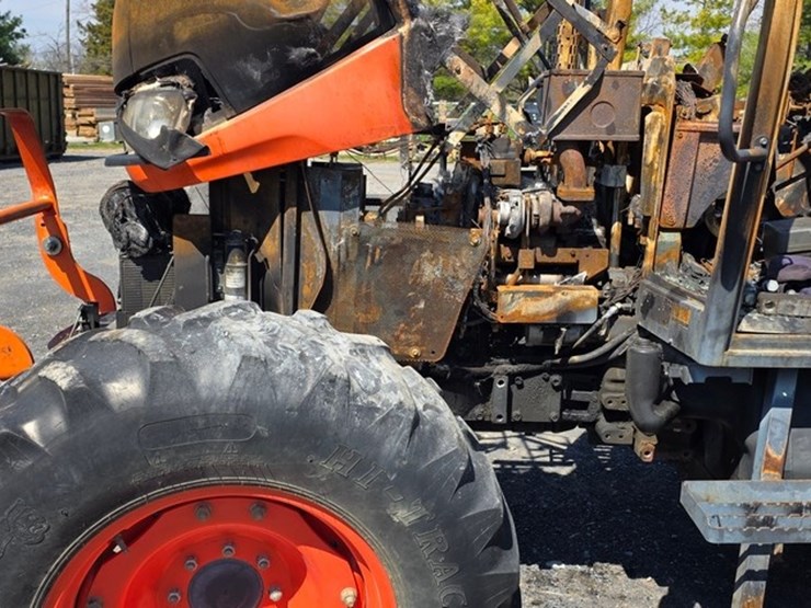 kubota-m110-image-31