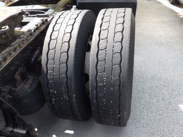 2016-international-8600-image-5