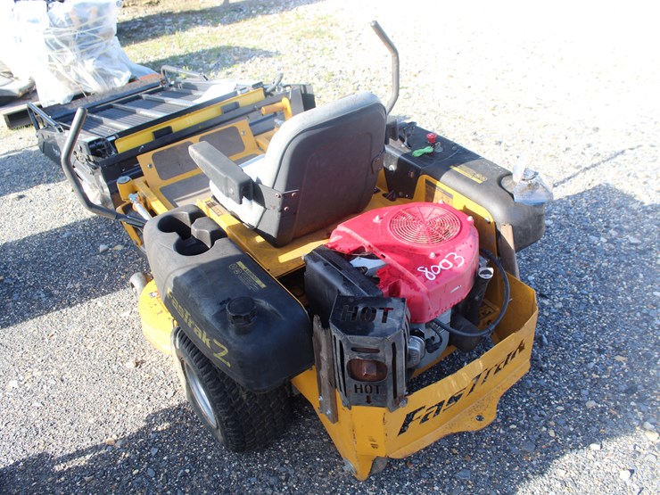 #8003-•-54in-fastrak-zero-turn-lawnmower-image-3