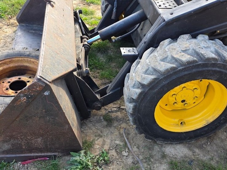 1988-new-holland-l555-image-28