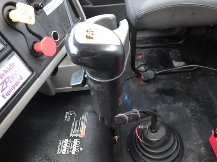 2016-international-8600-image-16