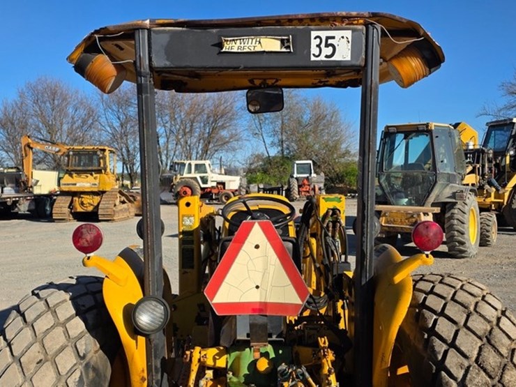 john-deere-2355-image-17