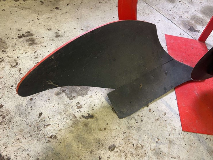 one-bottom-ferguson-plow-image-14