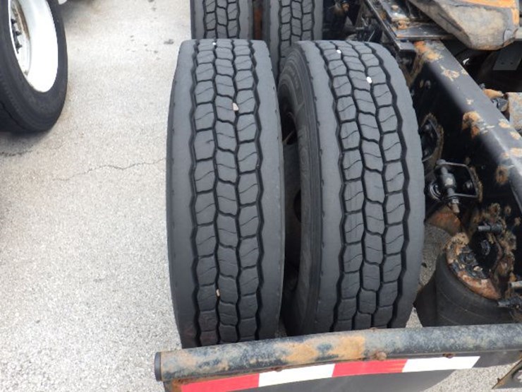 2017-international-prostar-image-14