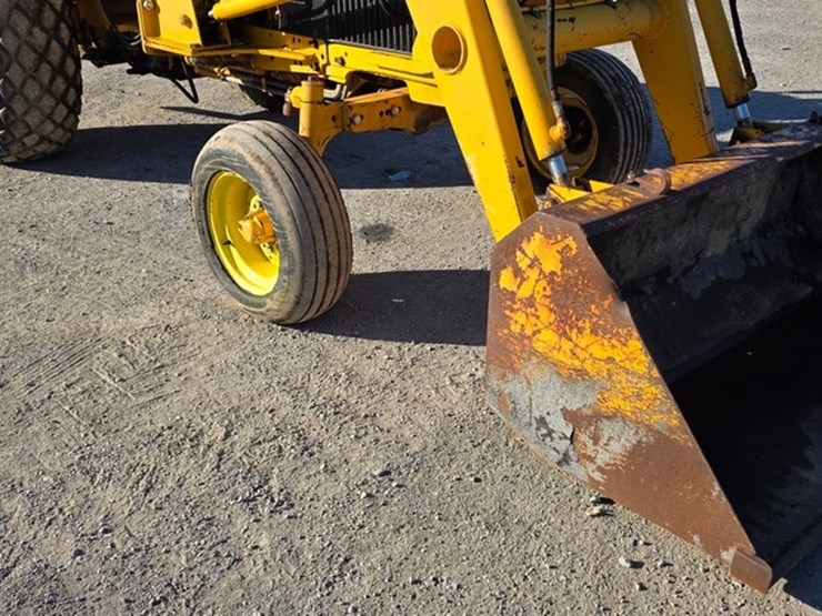 john-deere-2355-image-5