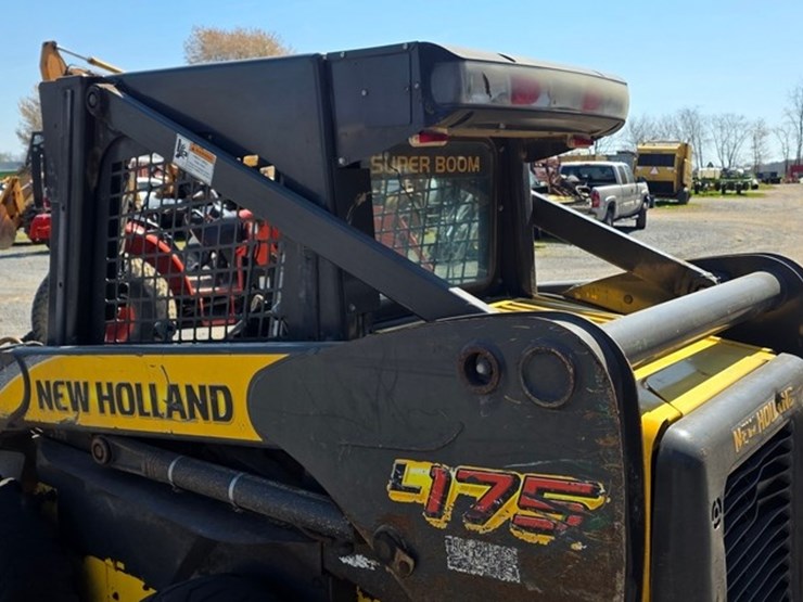 new-holland-l175-image-20
