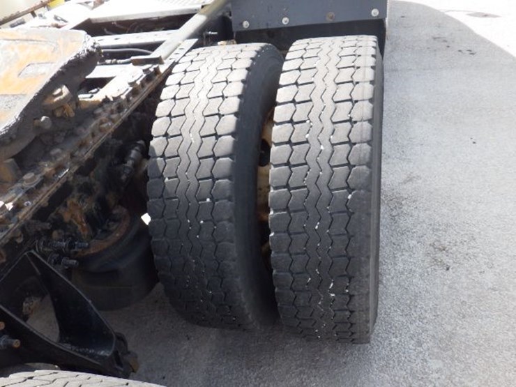 2016-international-8600-image-5