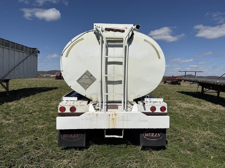 1974-heil-40'-semi-tanker-trailer-image-11