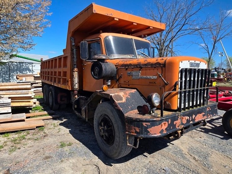 1974-white-construcktor-image-1