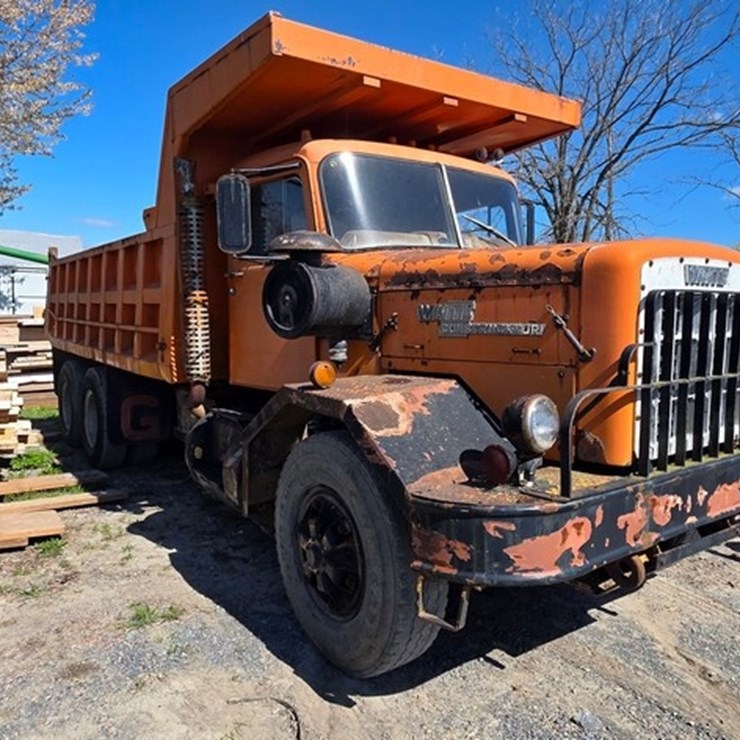 1974 WHITE CONSTRUCKTOR