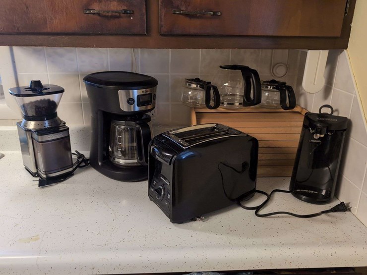 kitchen-appliances---coffee-grinder,-coffee-maker,-toaster,-can-opener-and-breadbox-image-1