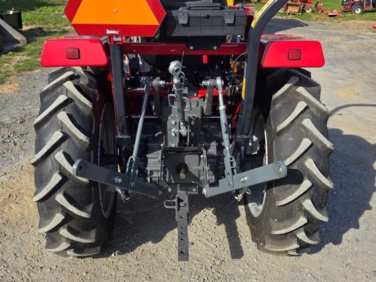 2022-massey-ferguson-1825e-image-16