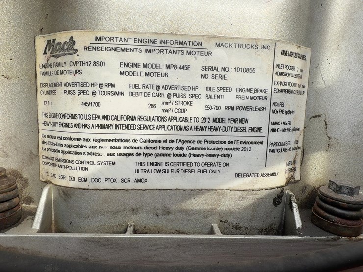 2013-mack-pinnacle-cxu613-image-9