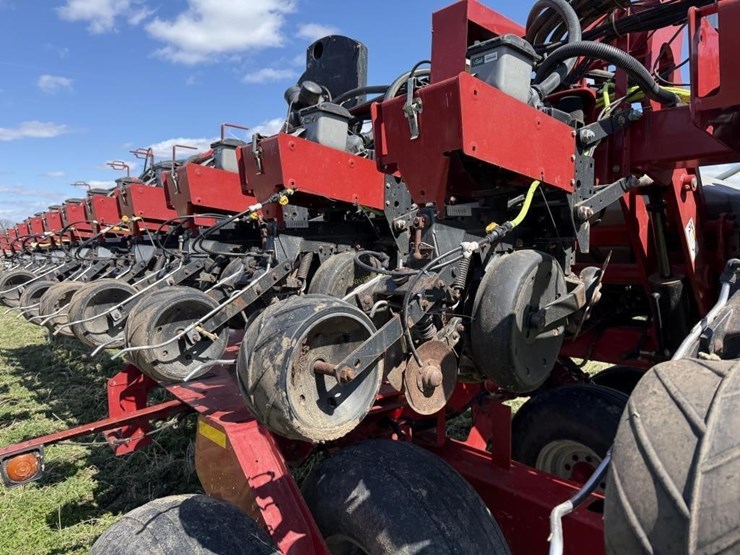 2008-case-ih-1200-image-16