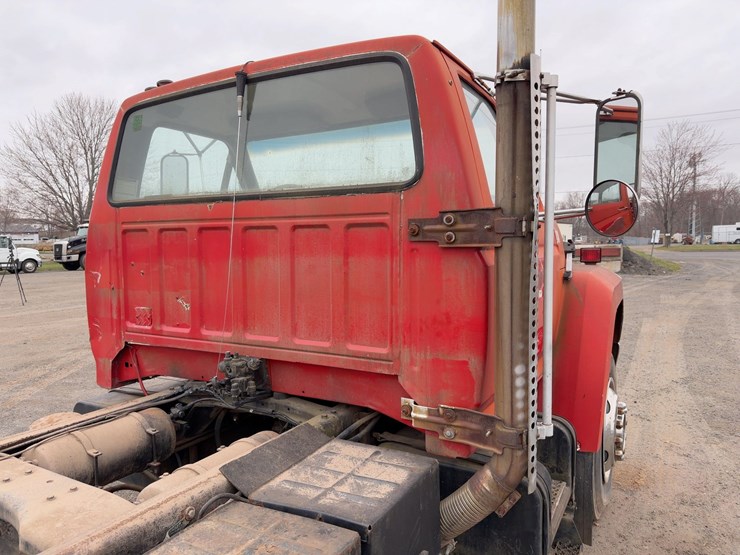 1989-ford-s/a-cab-and-chassis-image-10