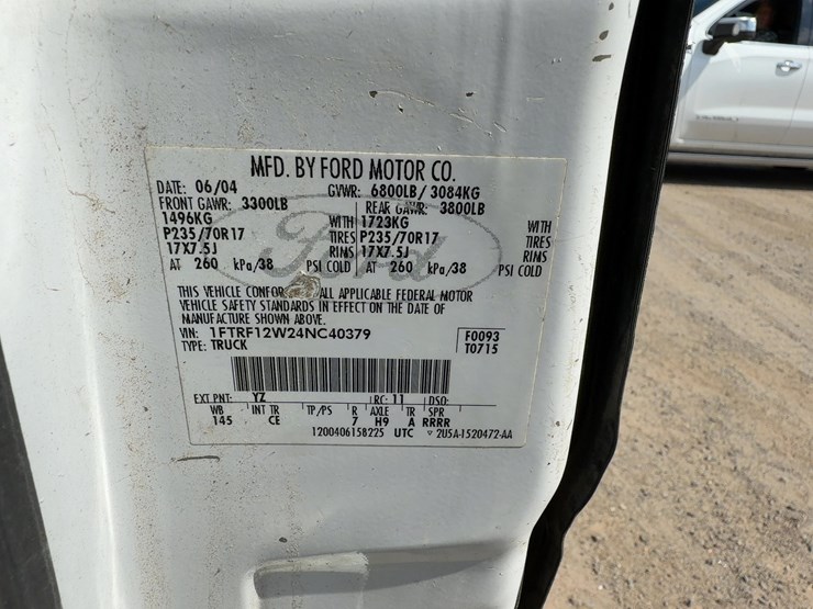 2004-ford-f150-xl-image-22