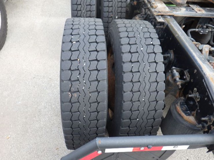 2016-international-8600-image-12