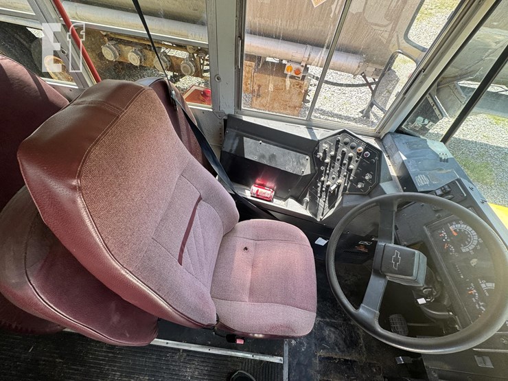 2000-caterpillar-3126-image-7